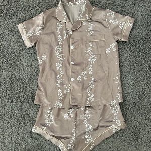 Silk pj set!